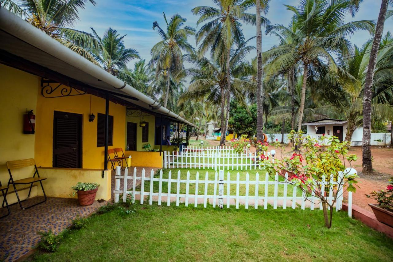 Vinsons Cottages โคลวา ภายนอก รูปภาพ