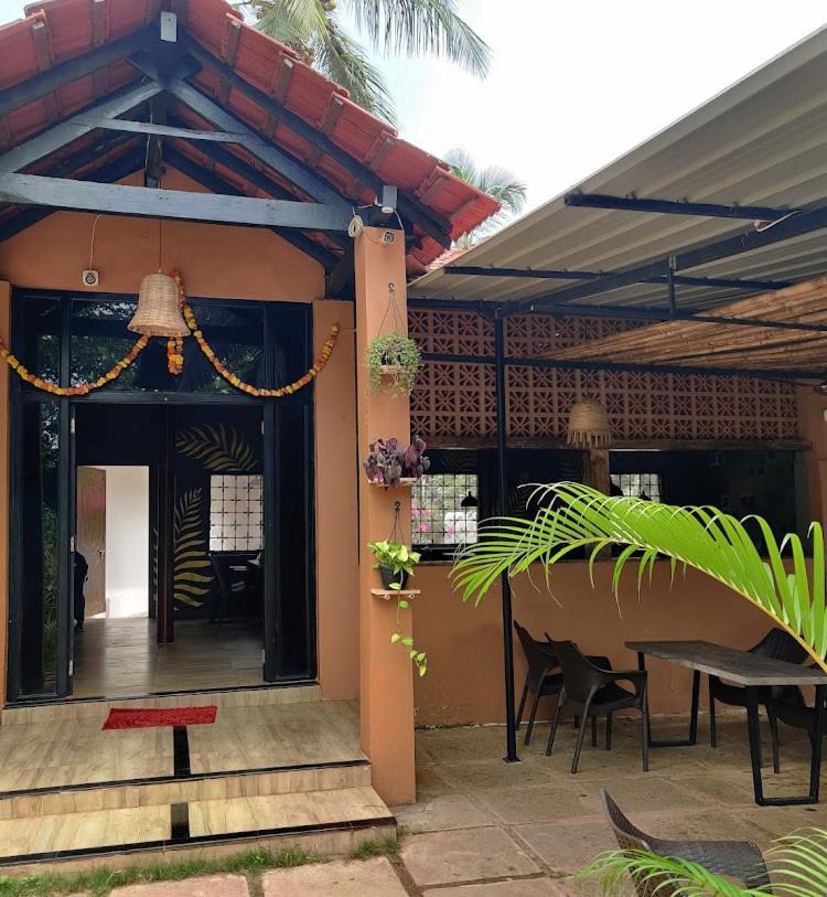 Vinsons Cottages โคลวา ภายนอก รูปภาพ